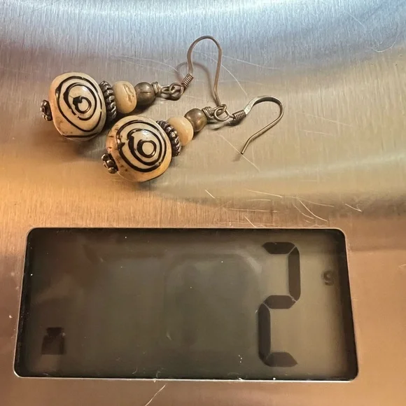 African Tribal Handmade Dangle Earrings. - Picture 6 of 6